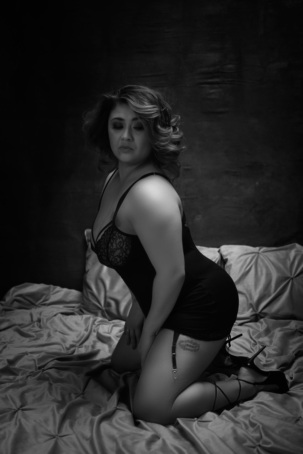 Black lingerie boston boudoir plus size curvy women